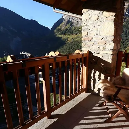 Alpine Chalet Courmaison