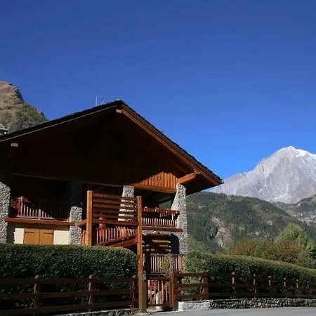 Alpine Chalet Courmaison Pré-Saint-Didier