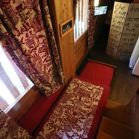 Alpine Chalet Courmaison